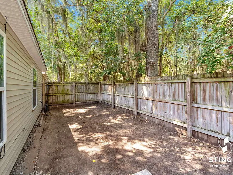 13 Brindlewood Dr — Photo 34