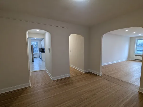 45 Kew Gardens Rd APT 2B, Jamaica, NY 11415