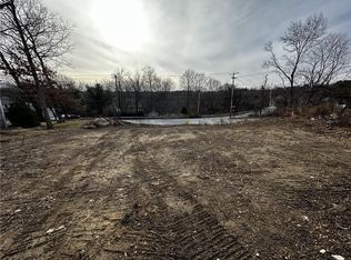 1213 Phenix Ave, Cranston, RI 02921