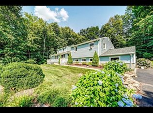 33 Benedict Rd, Monroe, CT 06468