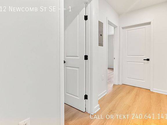4th image of 412 Newcomb St SE APT 1