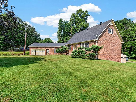 2nd image of 27 Rone Ln