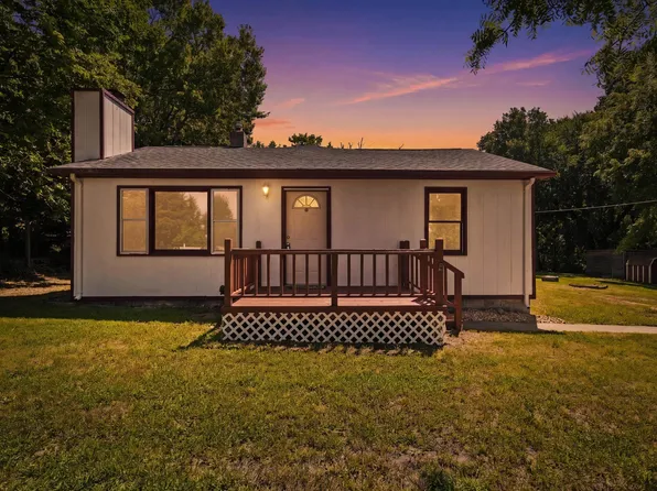 4915 Blackjack Rd, Saint George, KS 66535