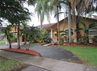 9300 SW 103rd Ave, Miami, FL 33176