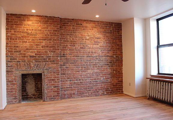 2nd image of 374 Quincy St