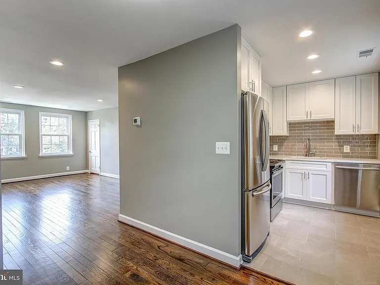 3545 S Stafford St #B2 — Photo 7