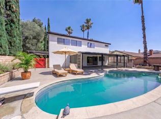 28975 Gladiolus Dr, Santa Clarita, CA 91387