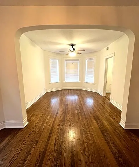 2533 N Springfield Ave #2 — Photo 3