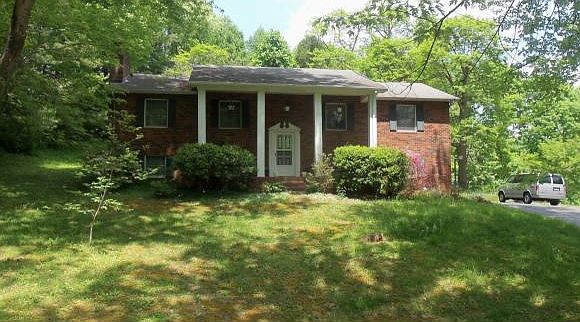 1st image of 118 Winchester Ln