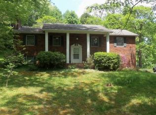 118 Winchester Ln, Bristol, TN 37620