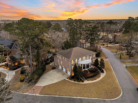 2nd image of 4263 Persimmon Woods Dr
