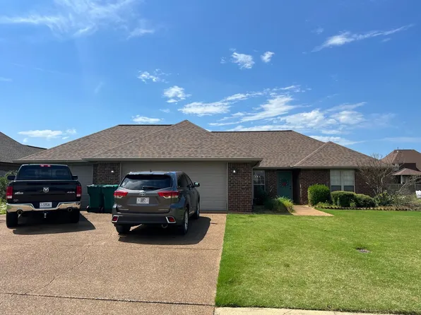 447 Summit Dr, Medina, TN 38355