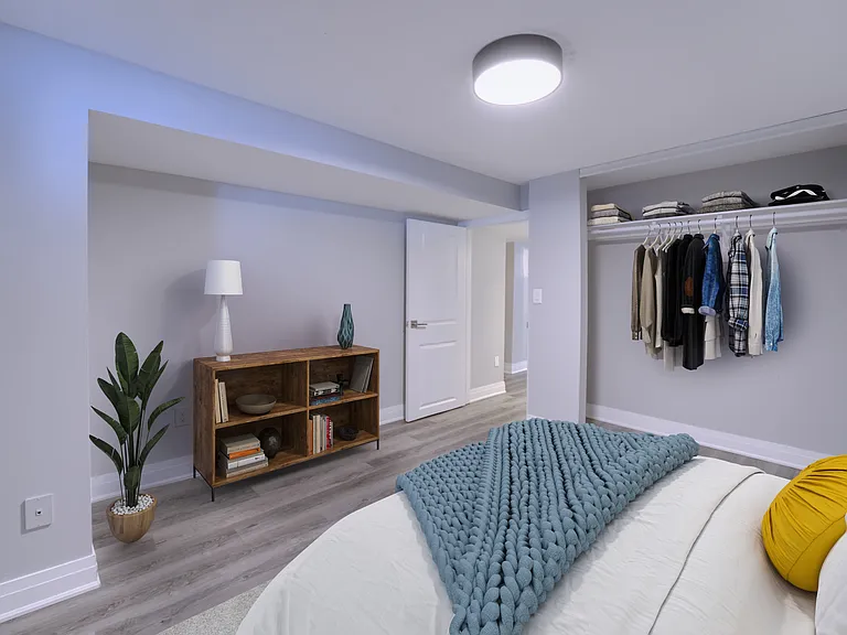 258 Kingscourt Ave #2 — Photo 15
