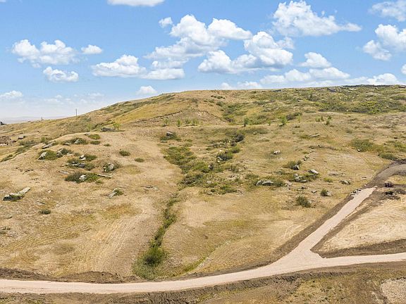 3rd image of 7 Ambush Ranch Rd