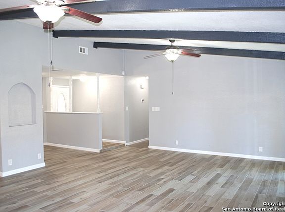 4th image of 11459 Woollcott St