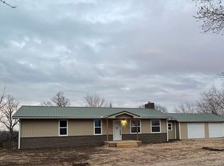 5360 110th St, Meriden, KS 66512