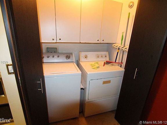 4th image of 3205 NE 184th St APT 9206