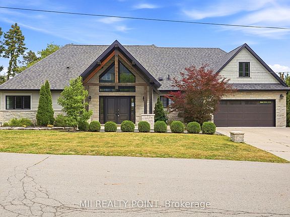 2nd image of 881 Danforth Pl
