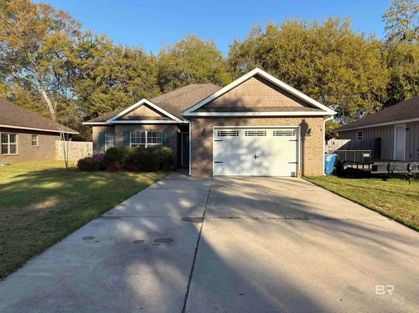 6111 Albray Dr, Gulf Shores, AL 36542