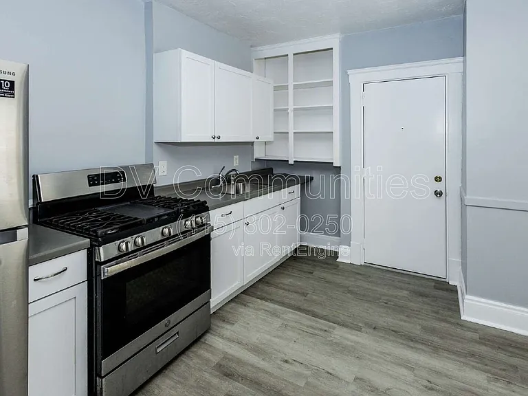 1609 Lakewood Ave #4 — Photo 3