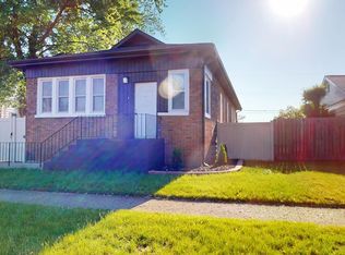 6832 Waveland Ave, Hammond, IN