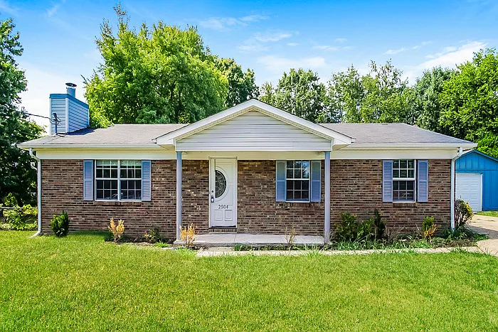 2504 Hermosa Cir SW — Photo 1