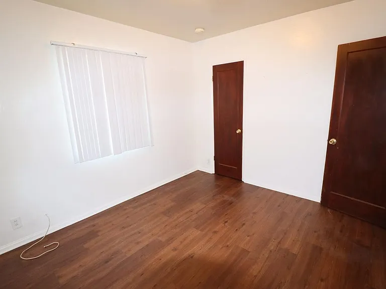 2831 E Edison St — Photo 17