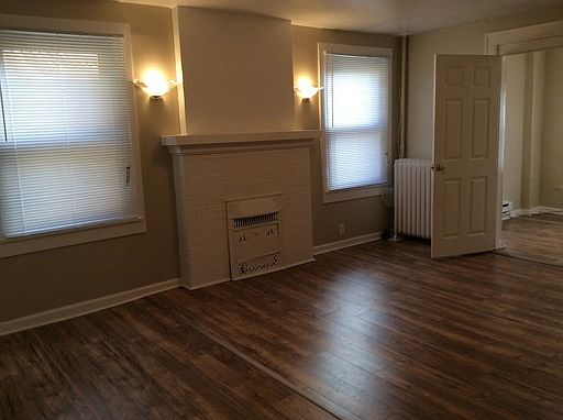 3rd image of 2442 N Illinois St APT 3