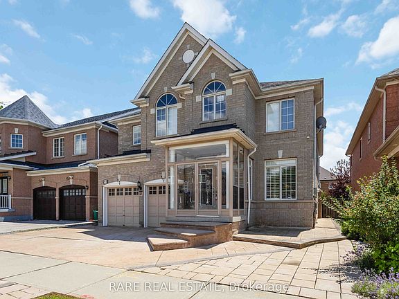 3rd image of 55 Castlemore Ave