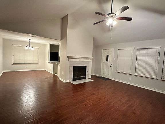 2nd image of 1522 Waterford Dr