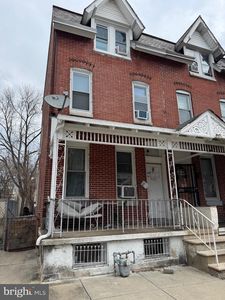 925 W Lafayette St, Norristown, PA, 19401