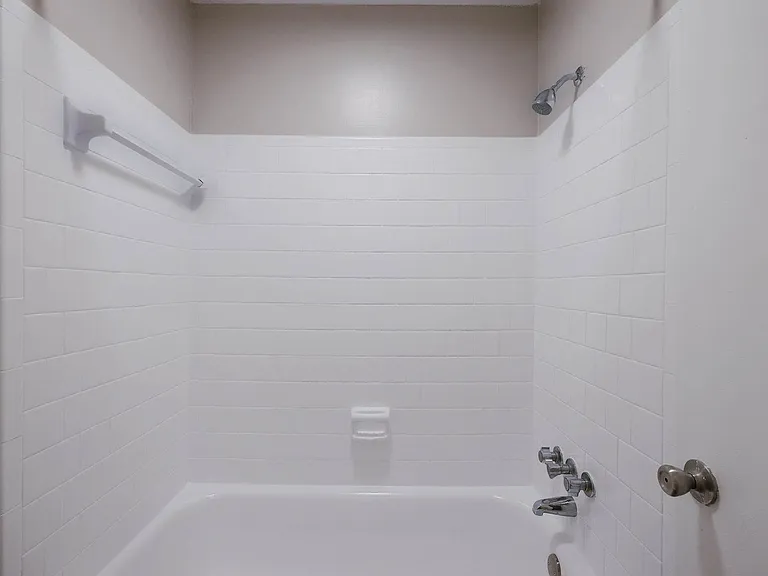 Hampton Hall | Comfort, Convenience, & Community All In One — Photo 351