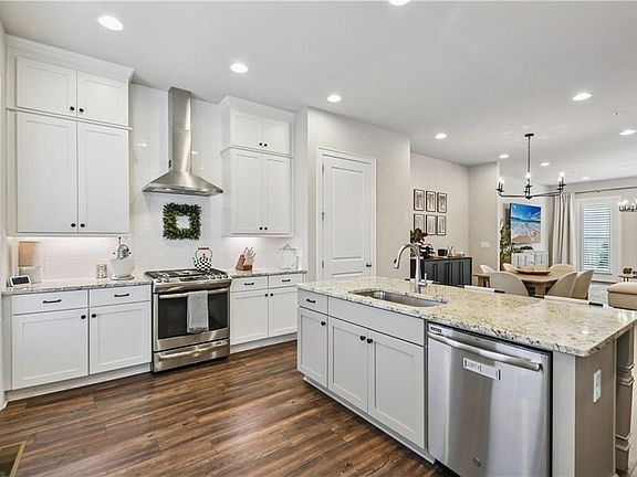 2nd image of 220 Mitchell Ln