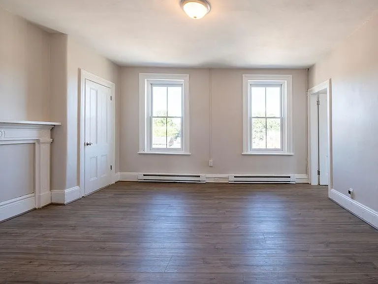 42 Liberty St #4 — Photo 1