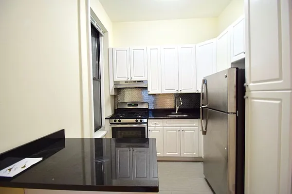 Rented by Sovereign Associates | media 19