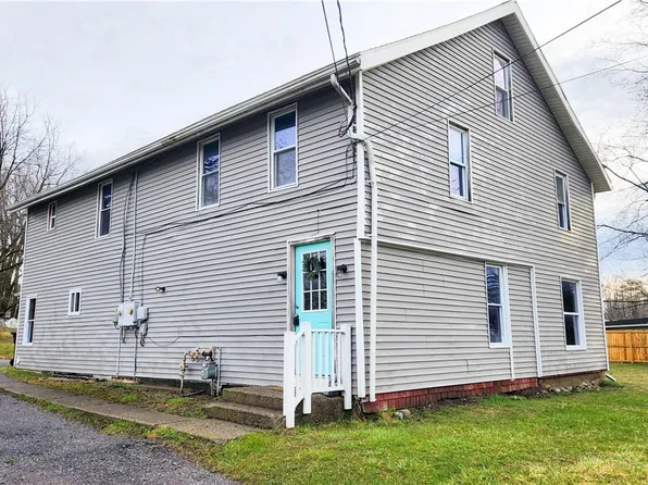 136 Pearl St, Batavia, NY 14020