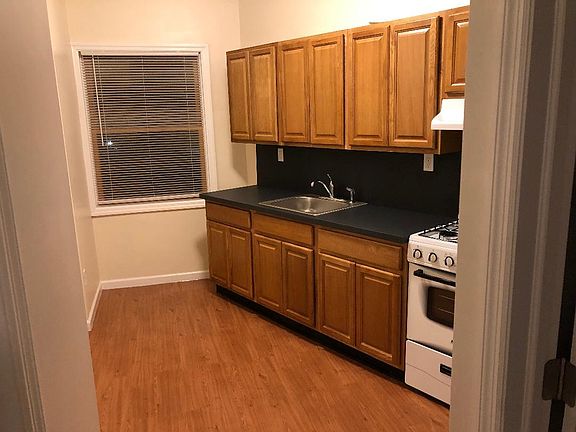 5th image of 297 Broadway Floor 2