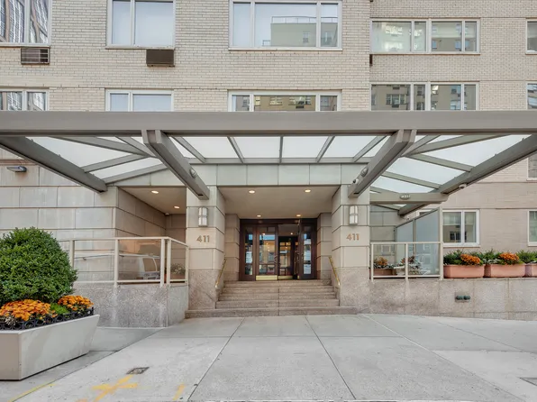 411 East 53rd Street image 9 of 9