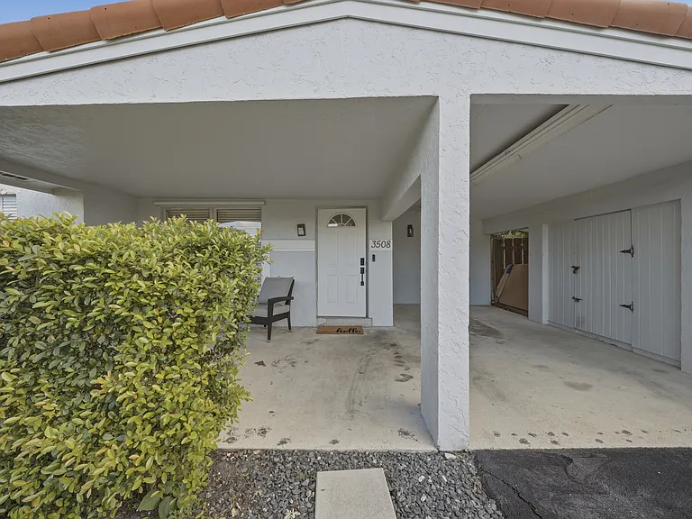 3508 SW 15th Ct — Photo 3