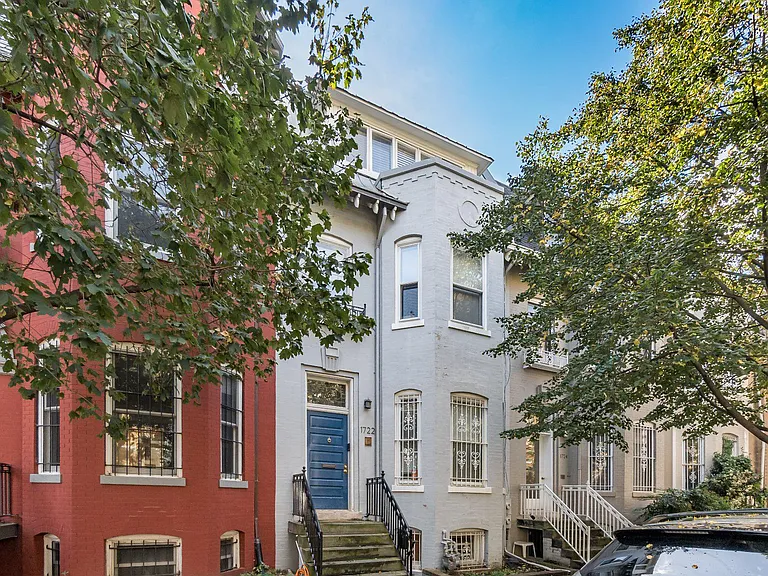 1722 Willard St NW #B — Photo 3