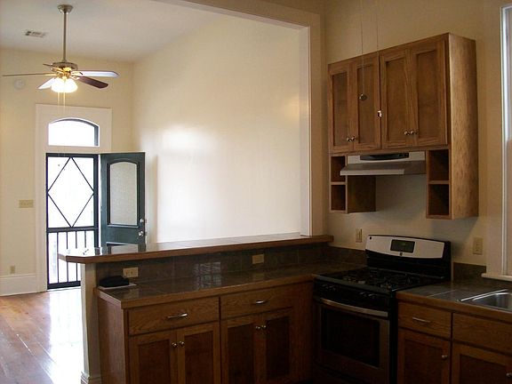 4th image of 3146 Chippewa St