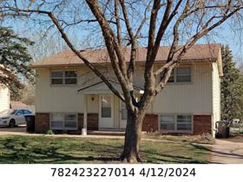 2012 E Caulder Ave Photo 1