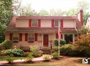 1896 Langerdale Rd, Cleveland, OH 44121