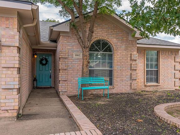4th image of 8062 Kathleen Dr