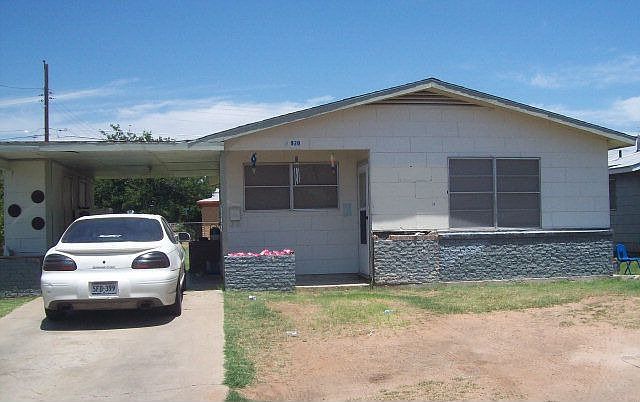 1st image of 920 W 30th St