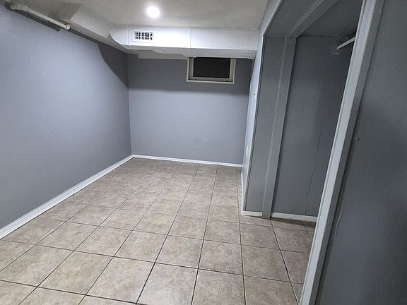 5th image of 1501 Madison St #Basement