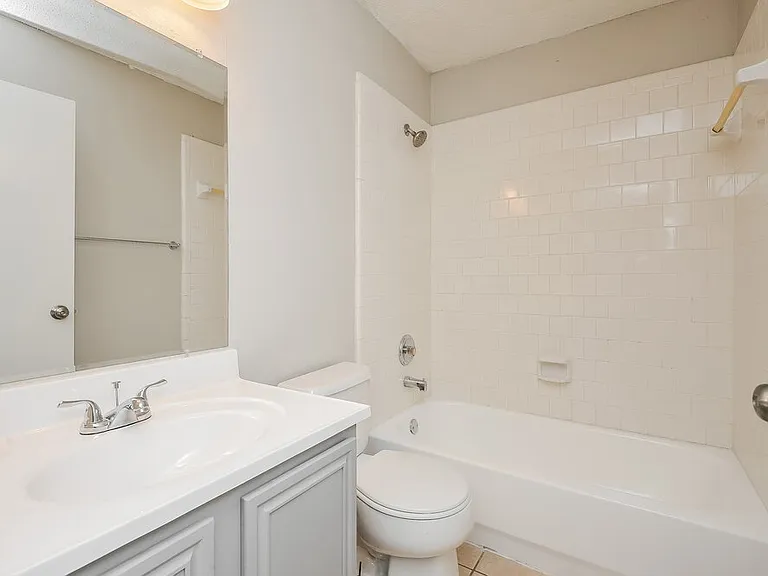 8528 Gatlinburg Dr — Photo 10