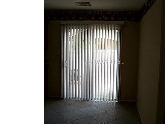 4th image of 8265 New Leaf Ave #0