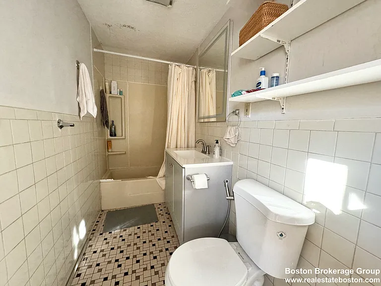 1578 Tremont St — Photo 10