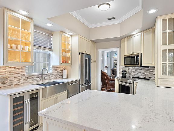 5th image of 4702 Dovehill Drive